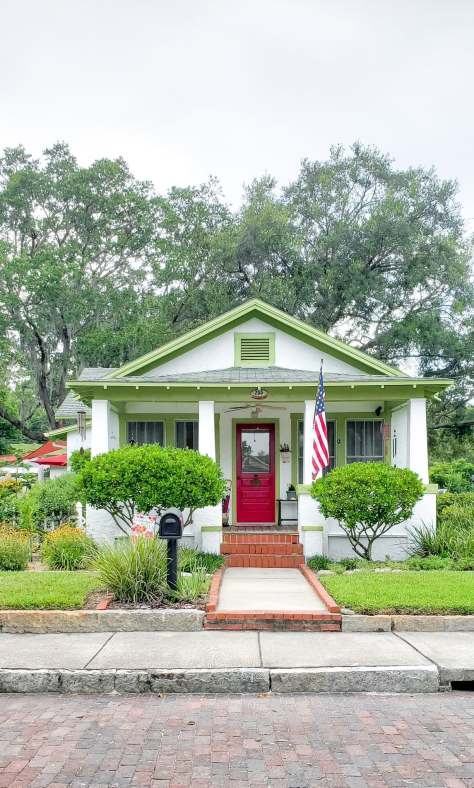 38458561_2160769010867712_279715929904906240_n