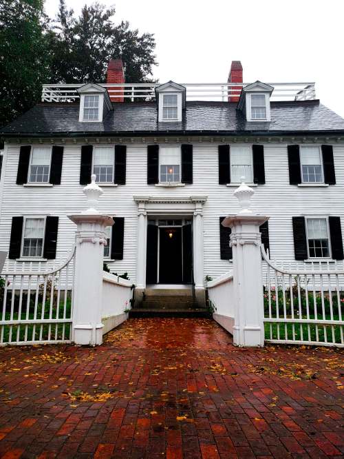 44404806_350132185760968_8558396209058807808_n